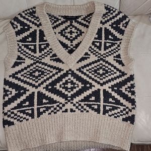 HERITAGE OVERSIZED SWEATER VEST